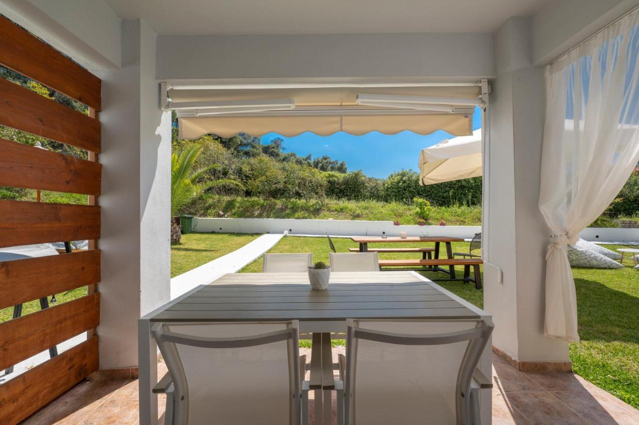 Sunset Villas Posidi Eksteriør billede