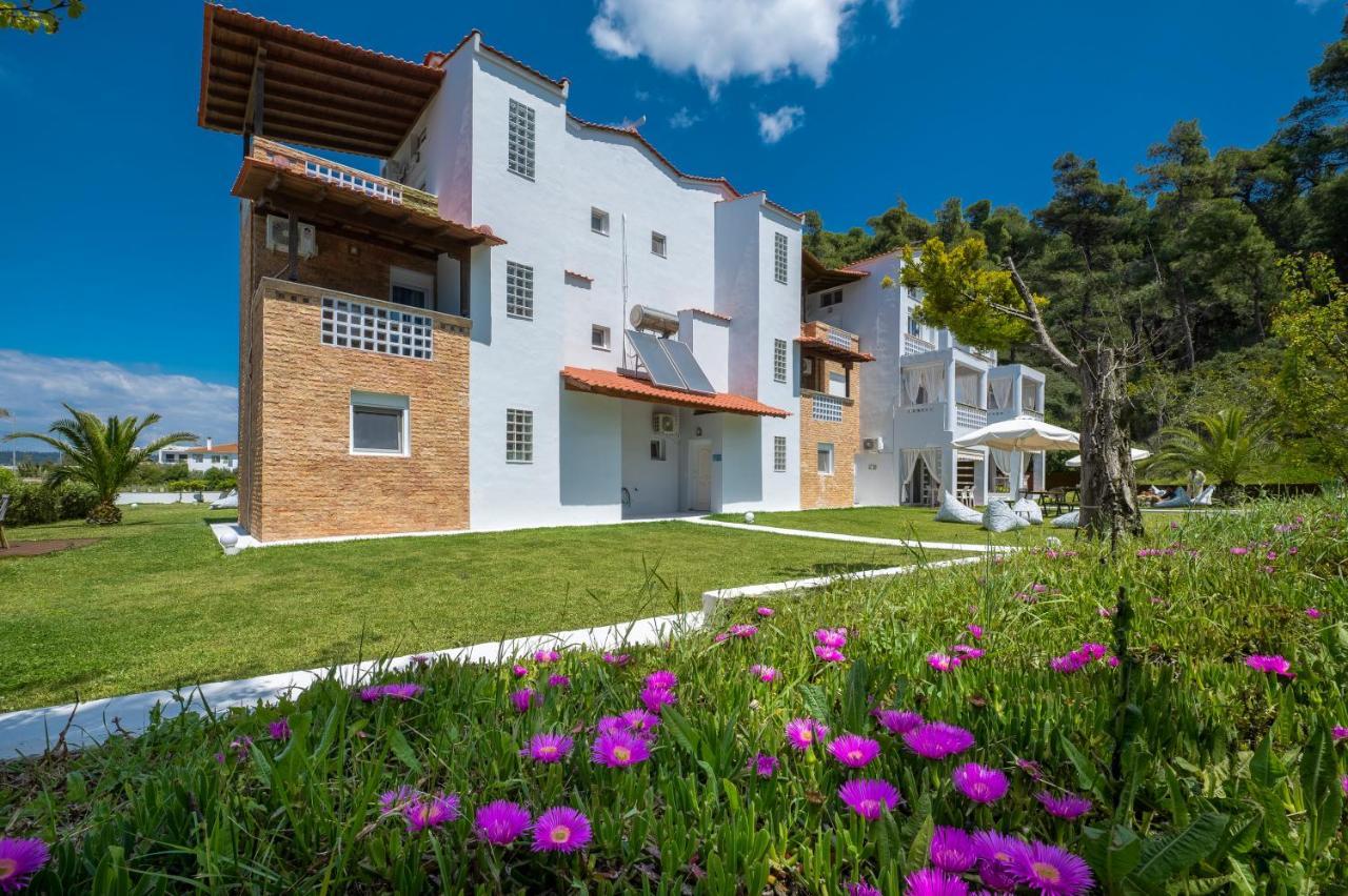 Sunset Villas Posidi Eksteriør billede