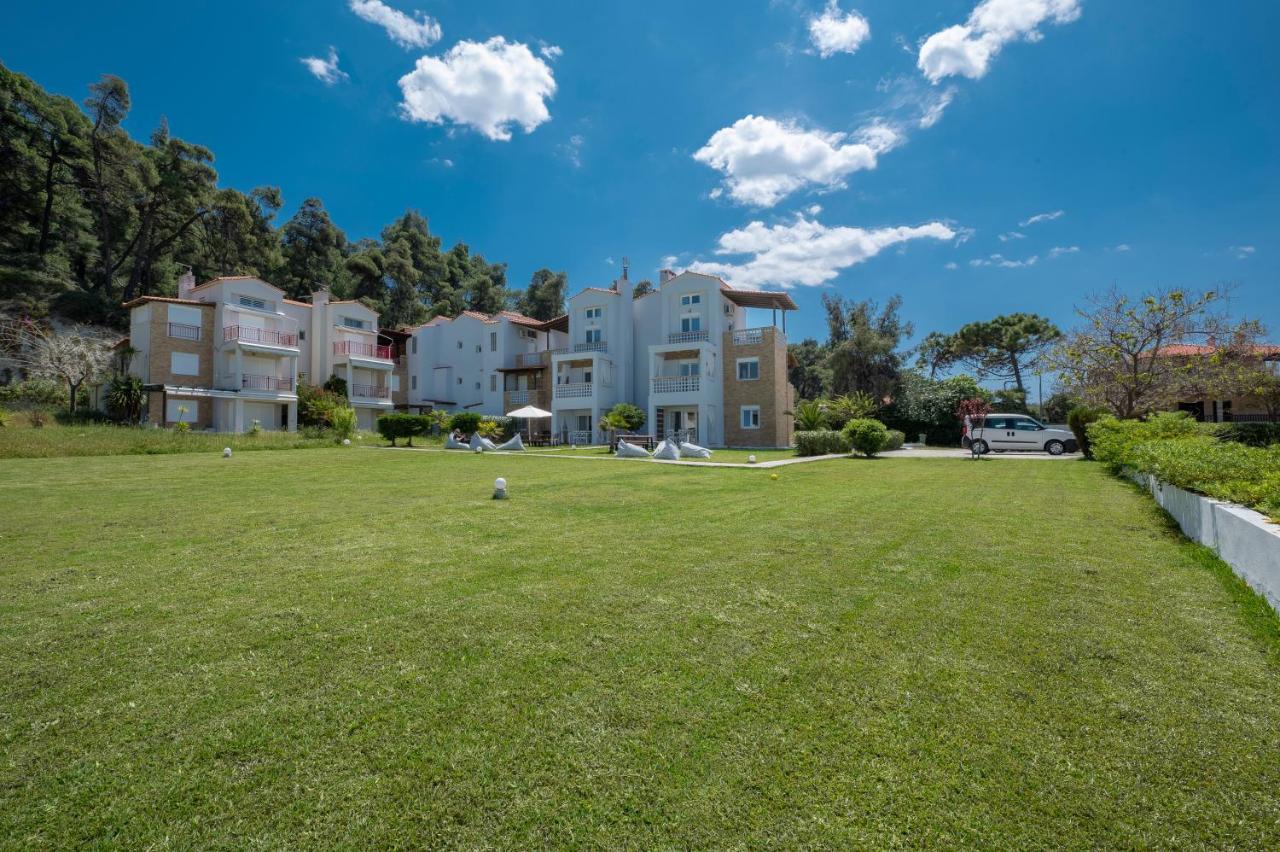 Sunset Villas Posidi Eksteriør billede