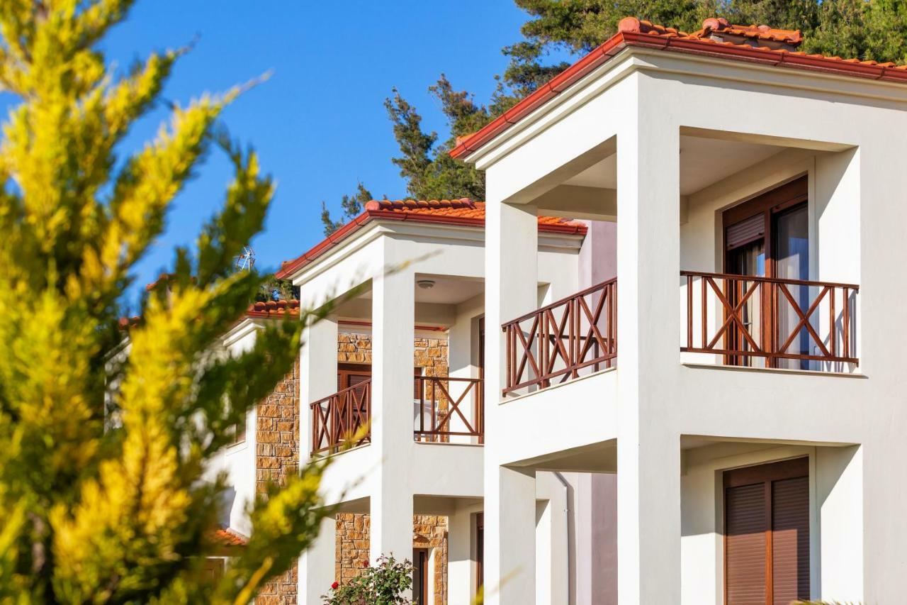 Sunset Villas Posidi Eksteriør billede