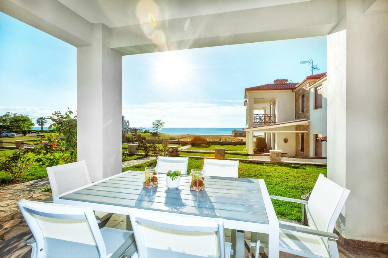 Sunset Villas Posidi Eksteriør billede